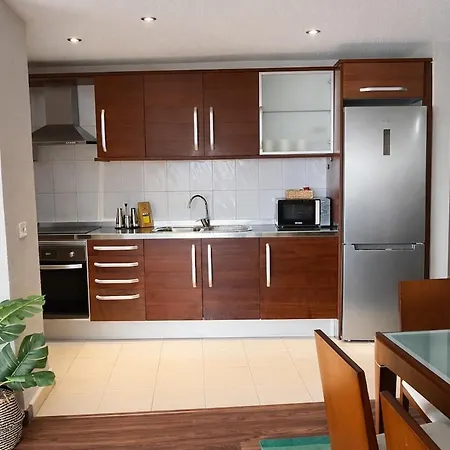 Eden Nautilus Sea&sunset Views Apartament *