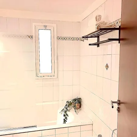 Eden Nautilus Sea&sunset Views Apartament *